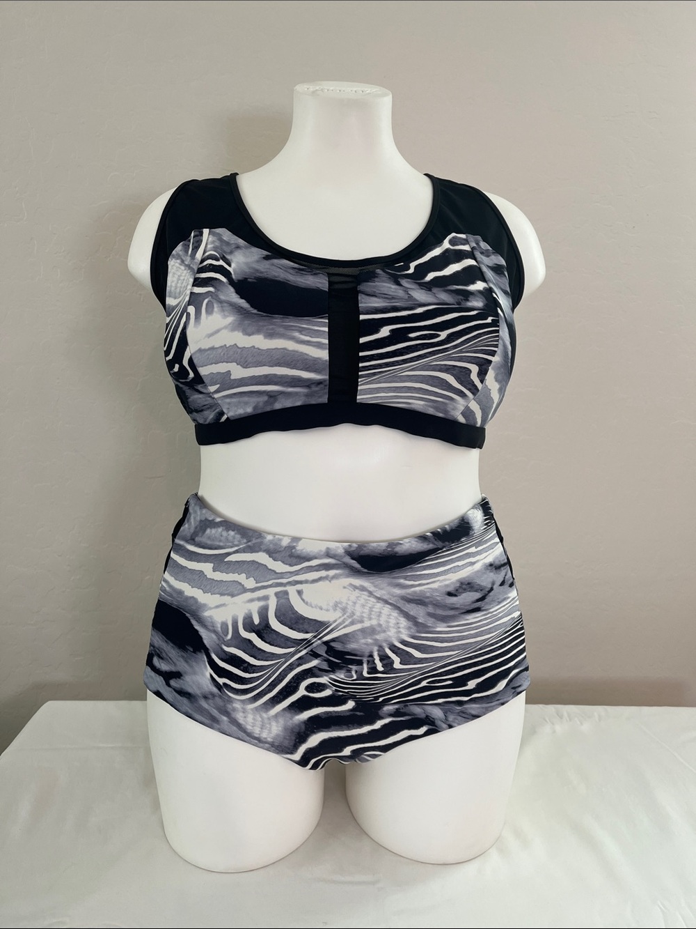 Black & Gray Abstract High-Waist Bikini Set - Women Intimates & Sleepwear